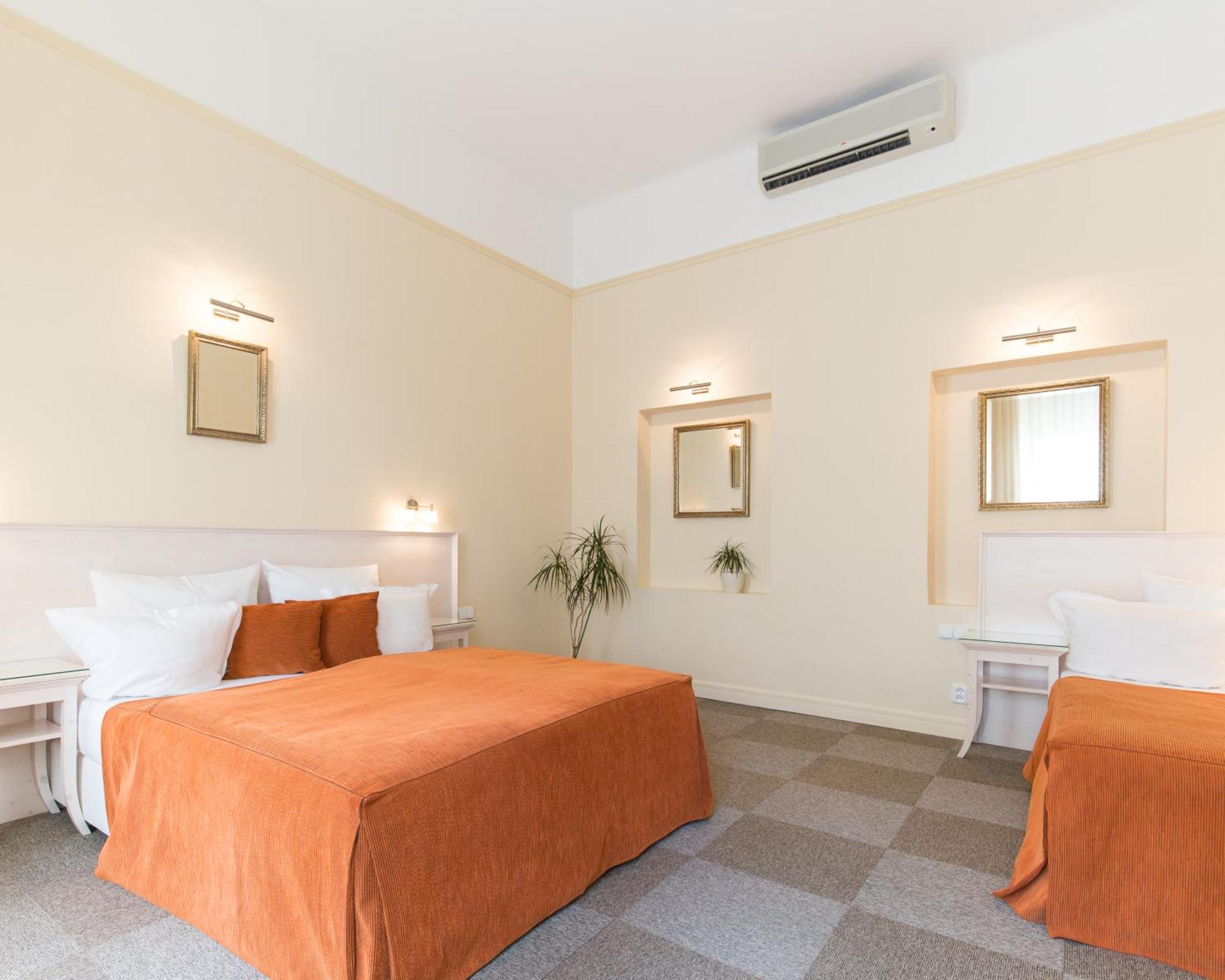 Unitas Hotel Prága Kültér fotó