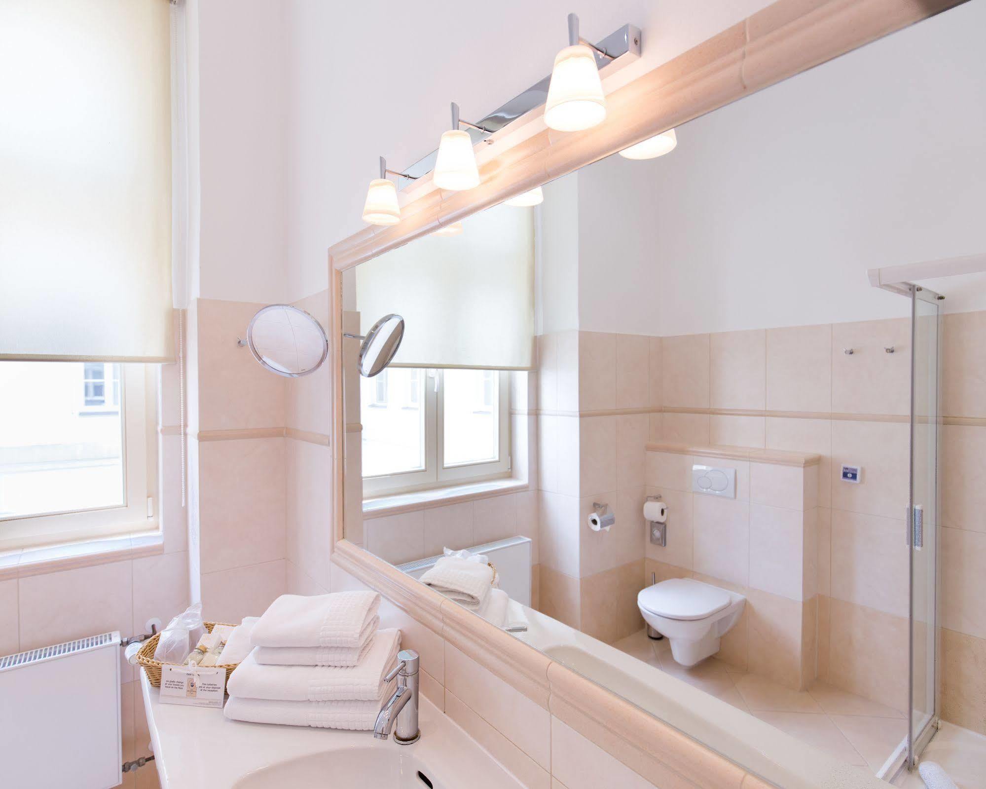 Unitas Hotel Prága Kültér fotó