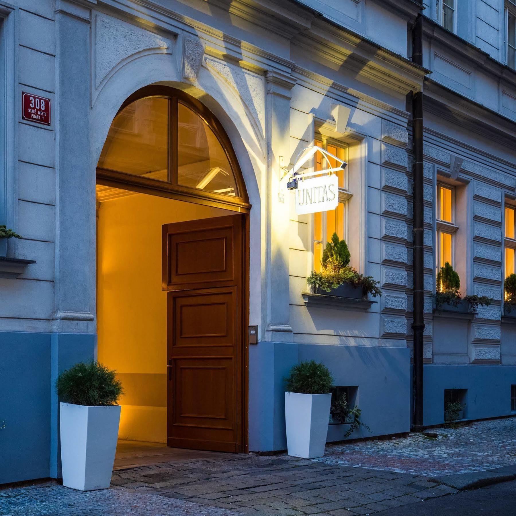 Unitas Hotel Prága Kültér fotó